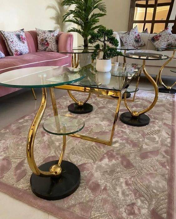 طاولة خدمة