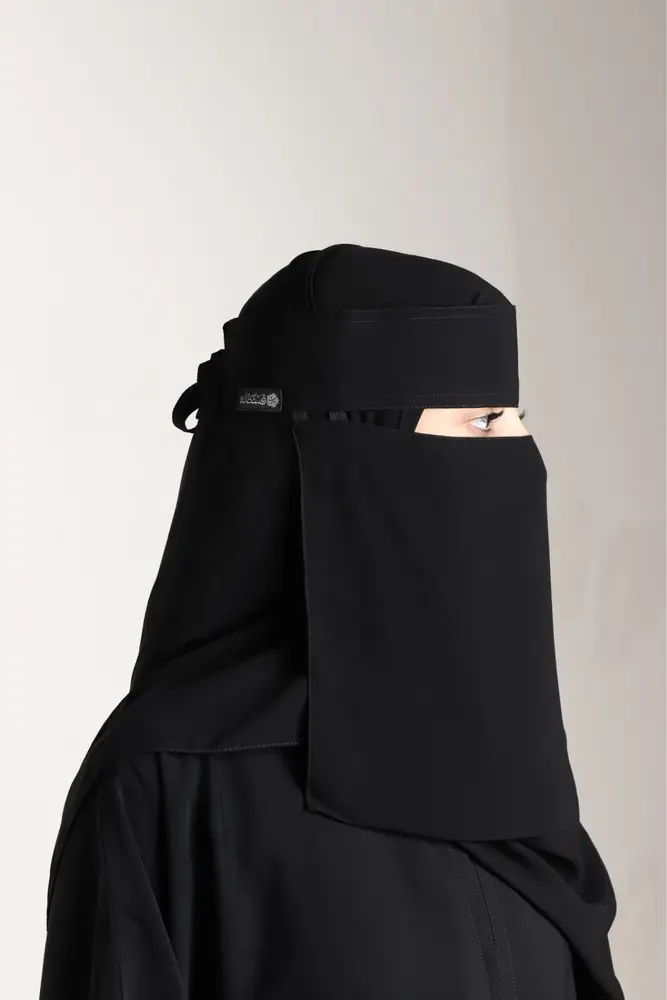 نقاب مطاطين وسط (10 إنش)