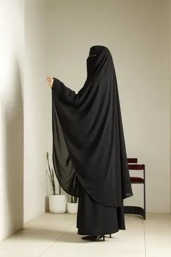 خمار اسود خفيف