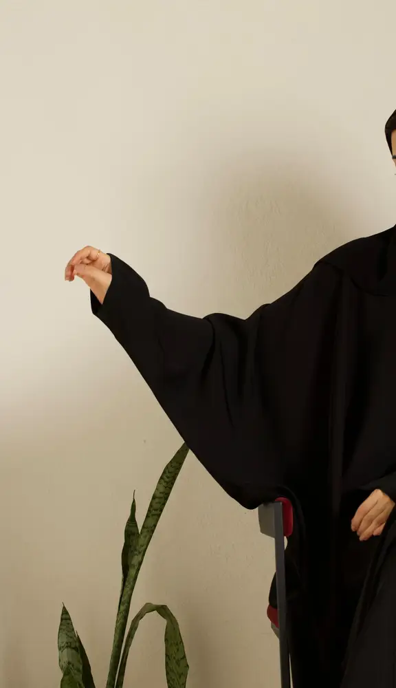 عباية فراشة سادة
