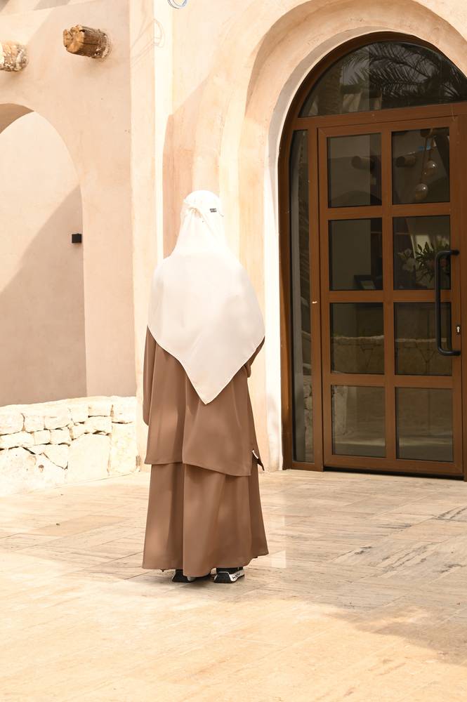 عباية سفر ملونة موكا
