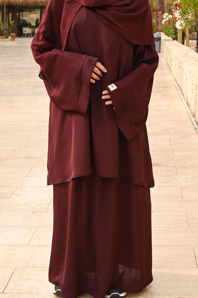 عباية سفر ملونة عنابي