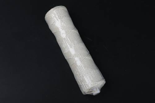 Spool of interwoven braided cotton thread 21