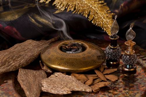 العود الثمين -precious oud