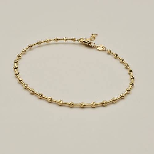 اسوارة ذهب عيار 18