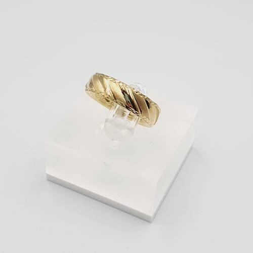دبلة ذهب عيار 18