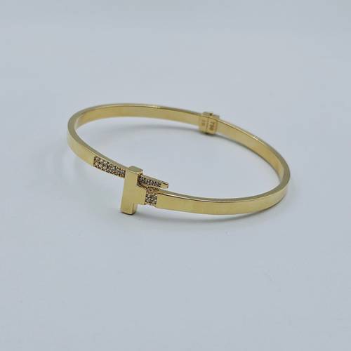 اسوارة ذهب عيار 18
