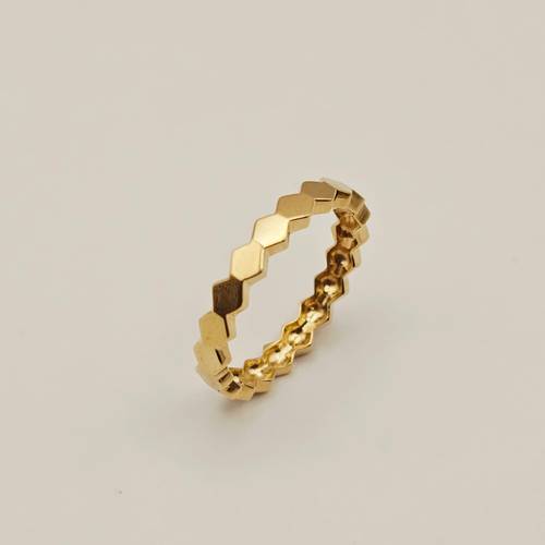 دبلة ذهب عيار 18