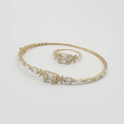 اسوارة ذهب عيار 18