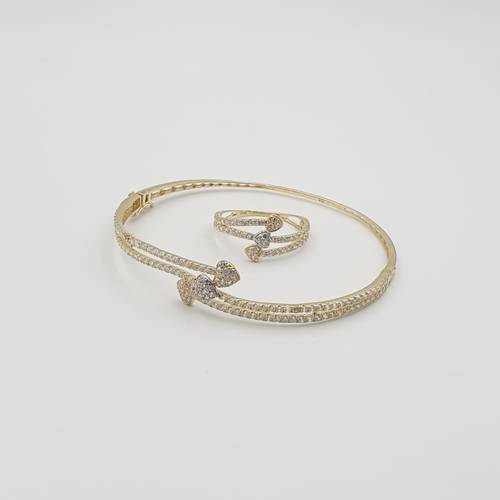 اسوارة ذهب عيار 18