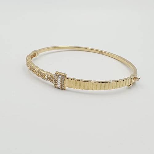 اسوارة ذهب عيار 18