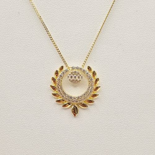 عقد ذهب عيار 18