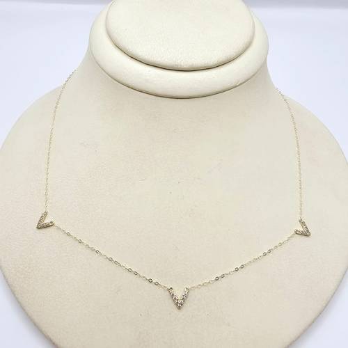 شوكر ذهب عيار 18
