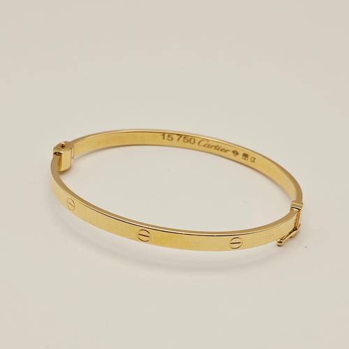اسوارة ذهب عيار 18