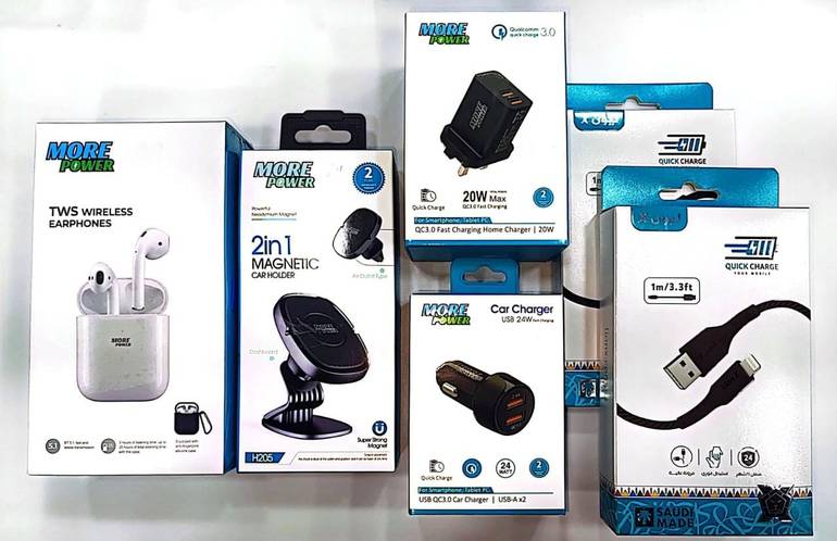 بكج العيد المميز من مور باور more powerسماعة اير بود المميزة   +فيش سيارة بمنفذين USB  +  فيش جداري 20واط بمنفذين USB و PD +ستاند سيارة مغناطيسي +كيبل بي دي +كيبل USB قماشي مقاوم للقطع  