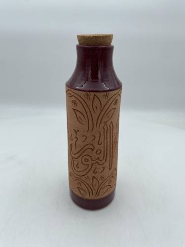 قارورة طراز مديني 600 ملي واكثر  (النور) عودي