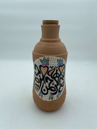 قارورة فسيفساء (البسملة) مع قلوب، 1.5لتر تقريبا .