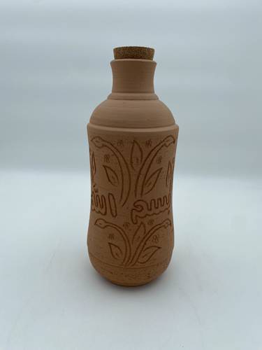 قارورة طراز مديني (بسم الله) بدون لون، 1.5لتر تقريباً.