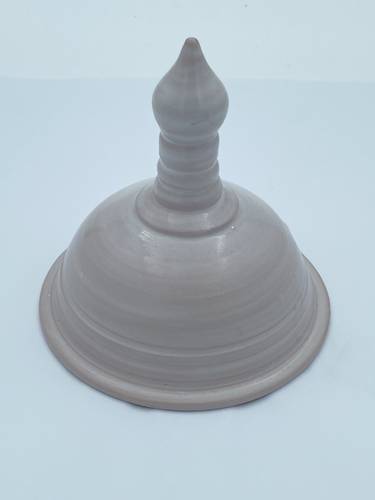 غطاء طراز مديني ابيض
