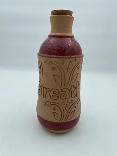قارورة طراز مديني (breath) عودي 1.5 لتر تقريبا .