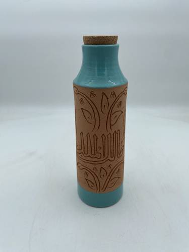 قارورة طراز مديني 600 ملي واكثر  (مالك الملك) تركواز