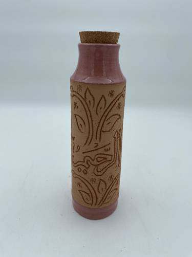 قارورة طراز مديني 600 ملي واكثر  (الرحيم) بنك