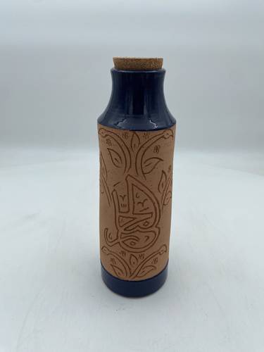 قارورة طراز مديني 600 ملي واكثر  (الجبار) كحلي