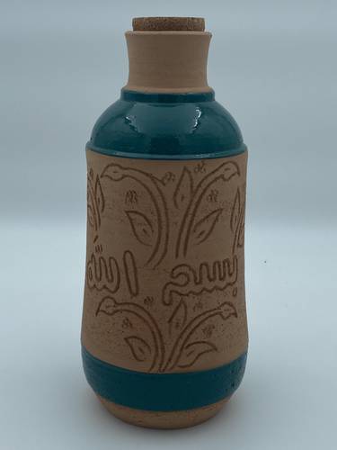 قارورة طراز مديني (بسم الله) اخضر لتر ونصف تقريبا 