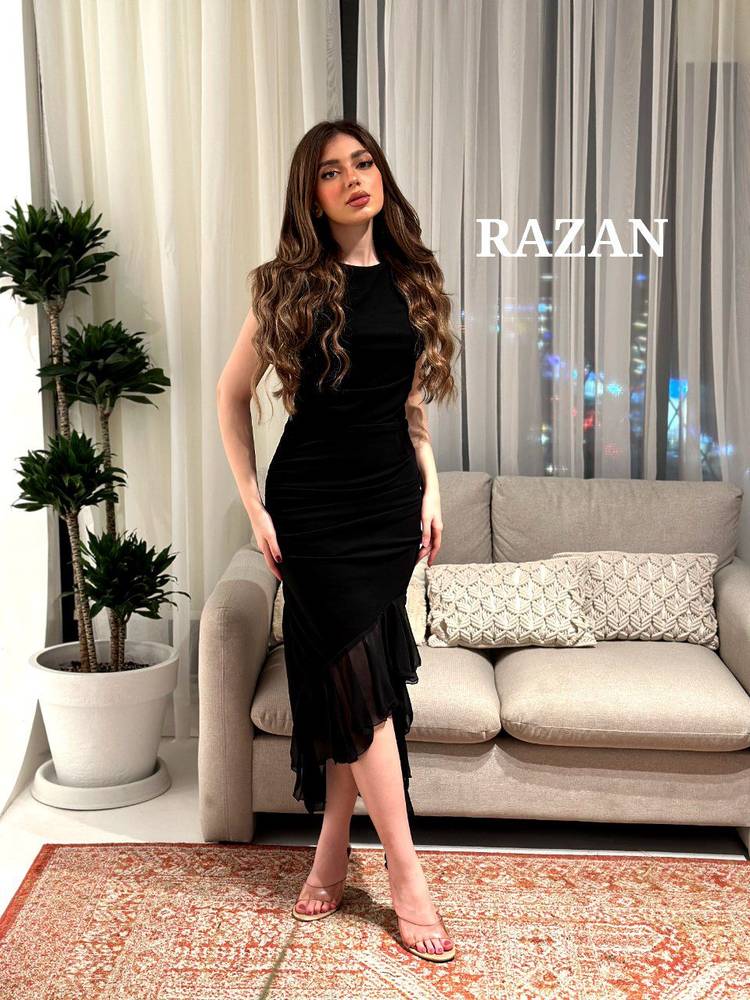 فستان اليا أسود ميد