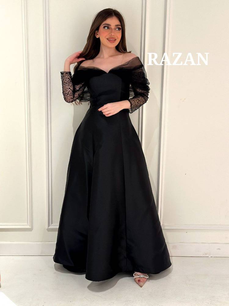 فستان روزي أسود طويل ميكادو