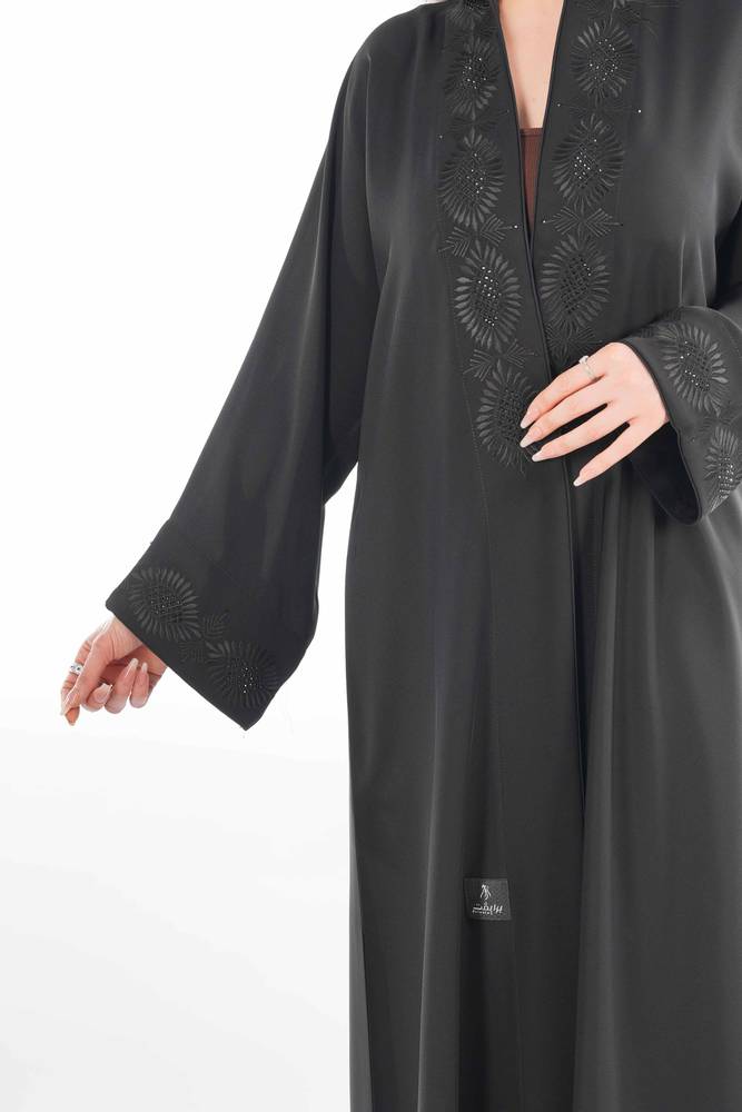 عباية عادية بقماش كريب انترنت