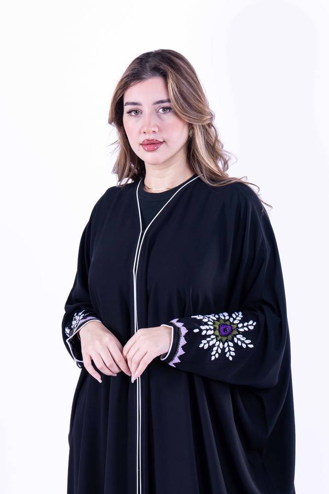 عباية نص بشت بقماش كريب ملكي فاخر