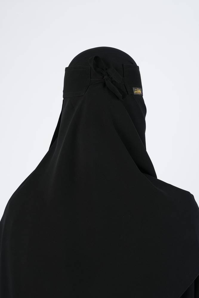 نقاب برايفت قصير مع خطين
