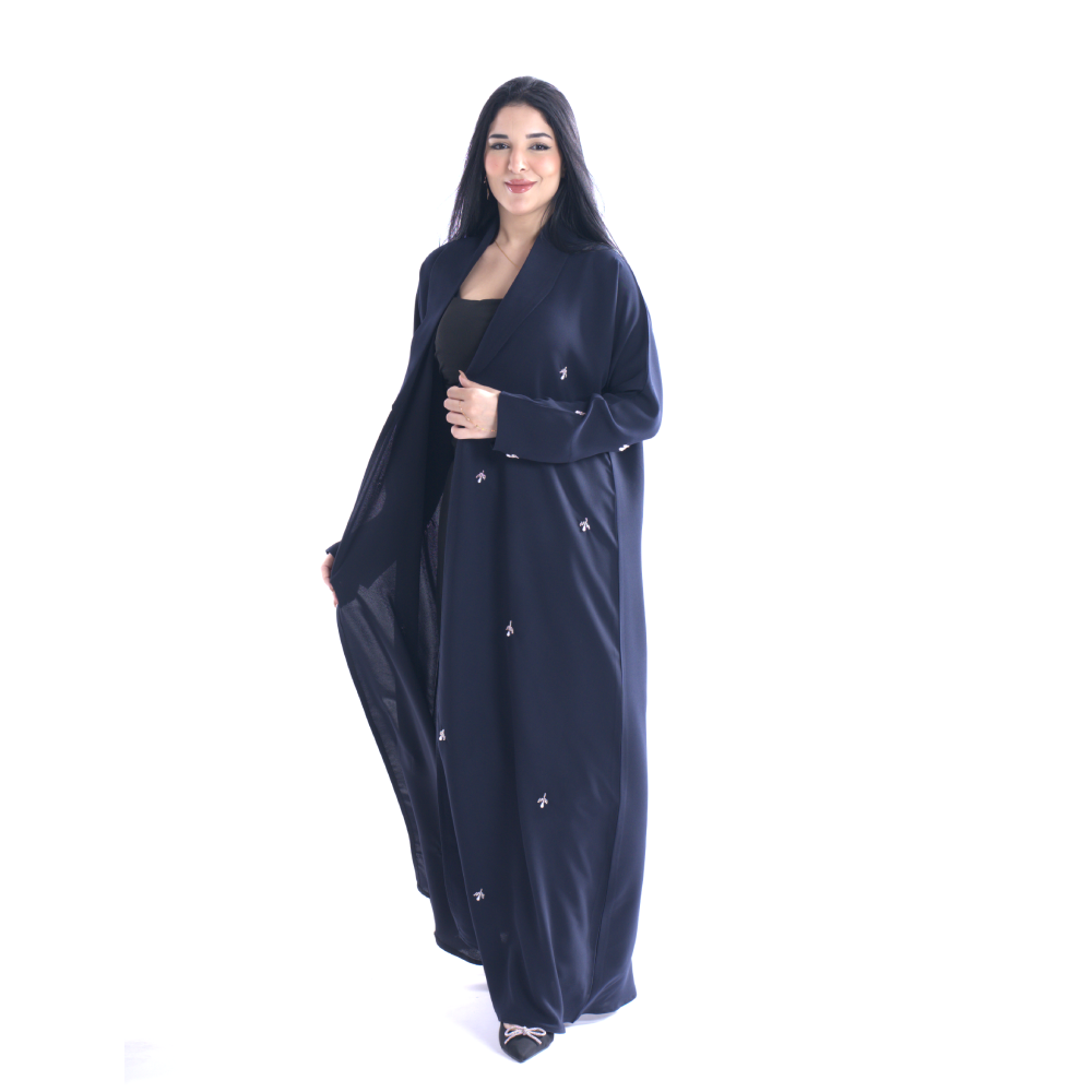 عباية شتوية بتطريز شك يدوي