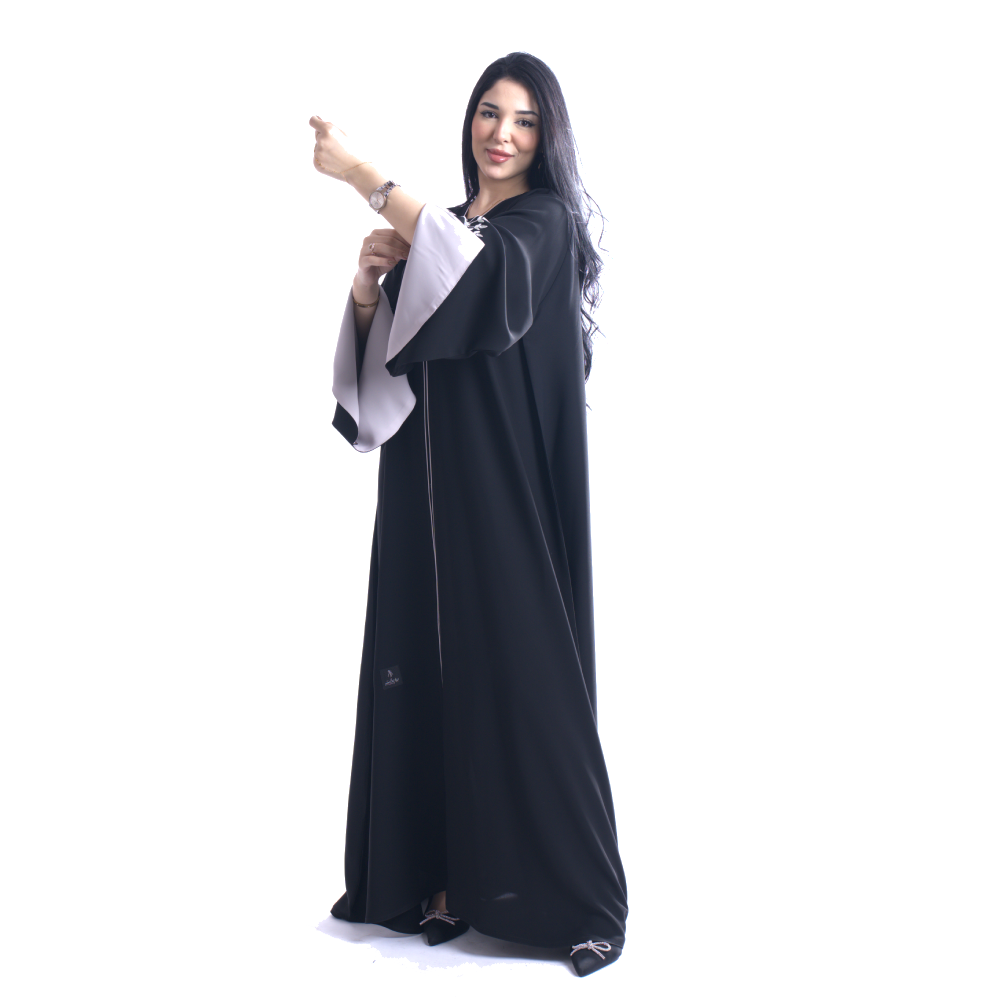 عباية من قماش إنترنت بتطريز آري