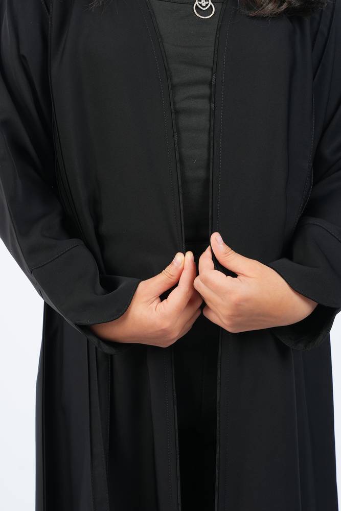 عباية بناتي بقماش إنترنت الفاخر