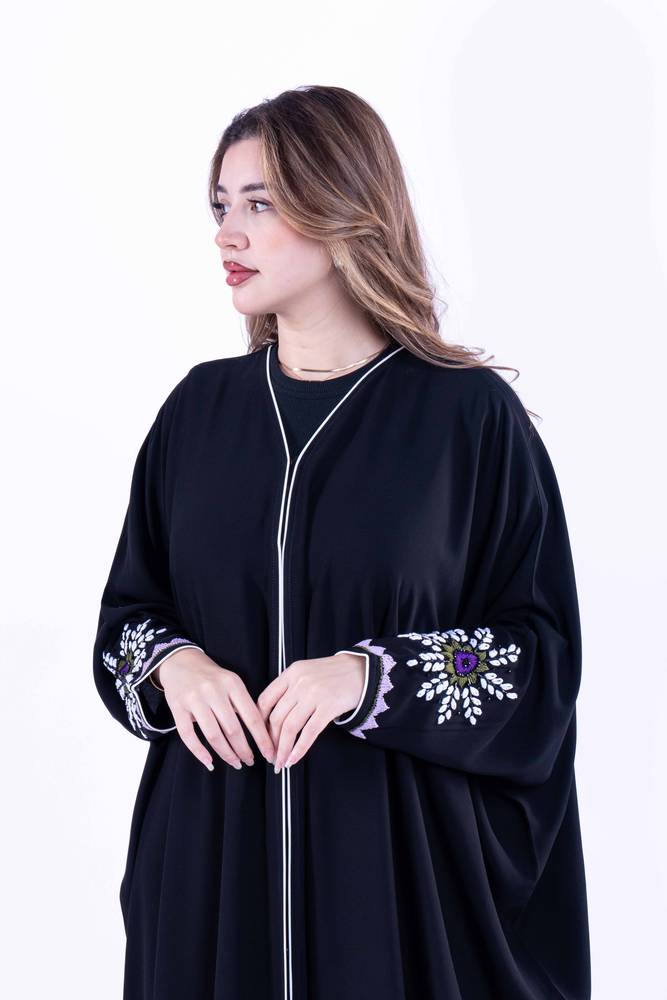 عباية نص بشت بقماش كريب ملكي فاخر