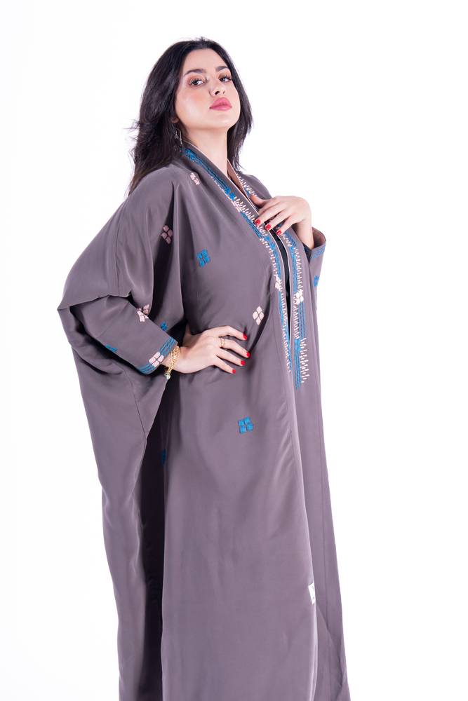 عباية قصة نص بشت قماش كريب مغسول
