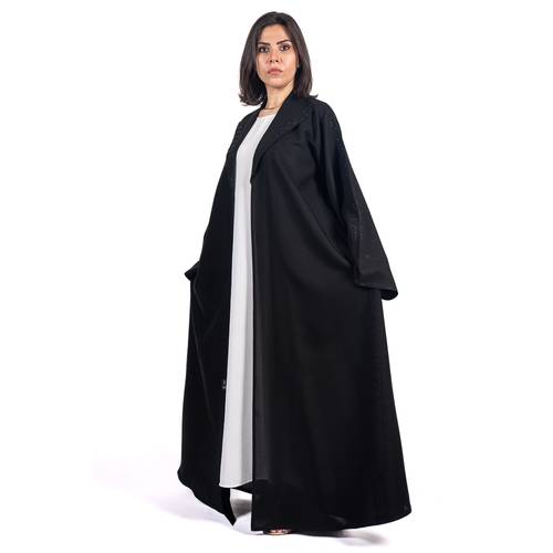 عباية سادة بقماش كريب برايفت الفاخر