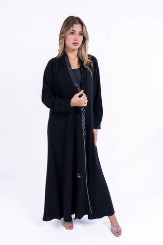عباية ربع كلوش بقماش ملكي فاخر