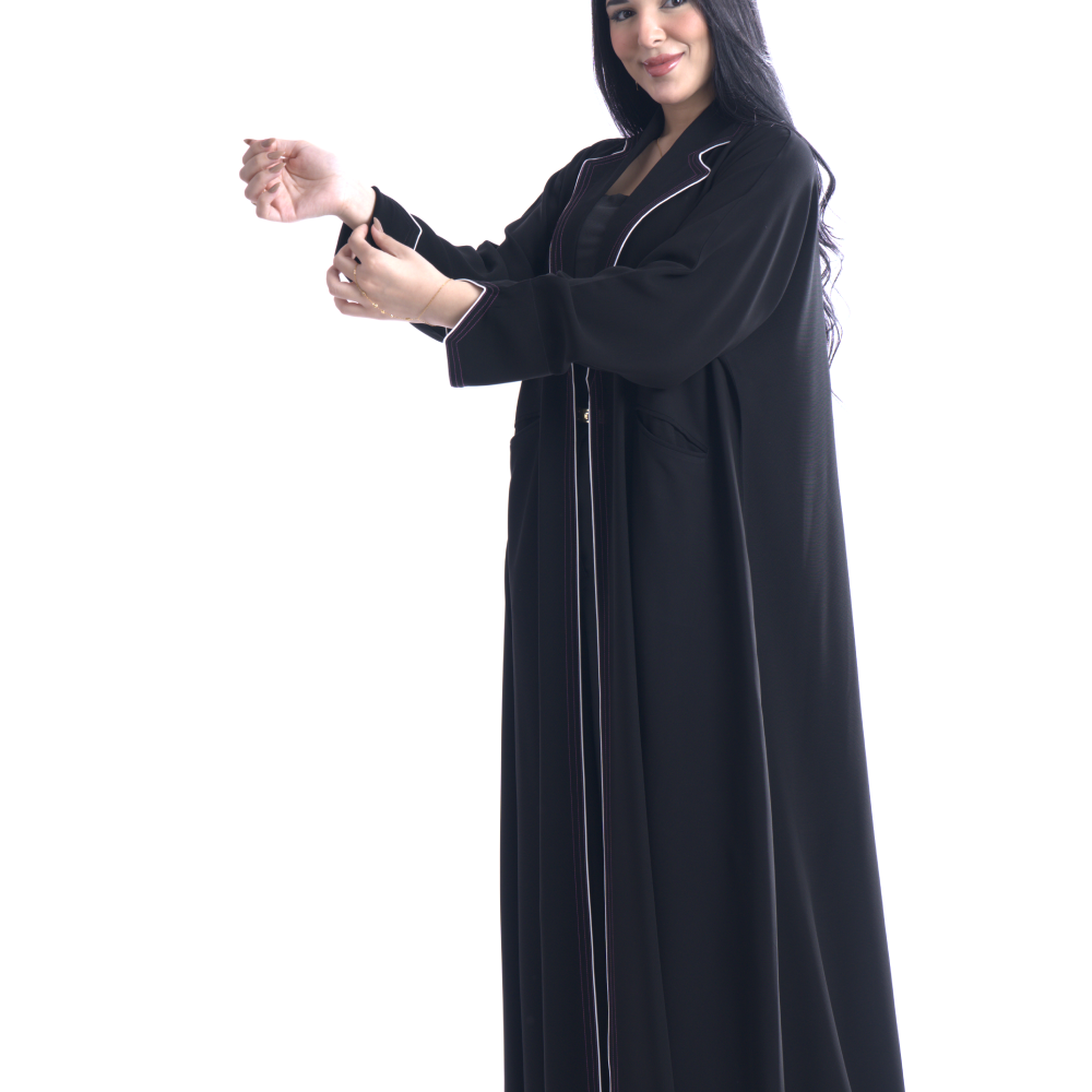 عباية رسمية من كريب ملكي مع جيوب أمامية