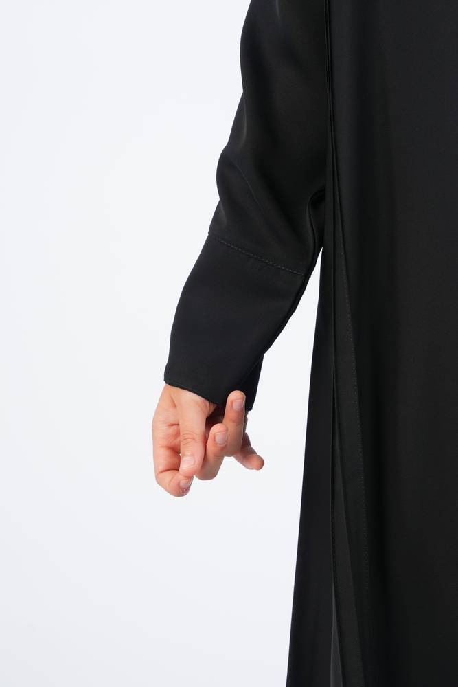 عباية بناتي بقماش إنترنت الفاخر