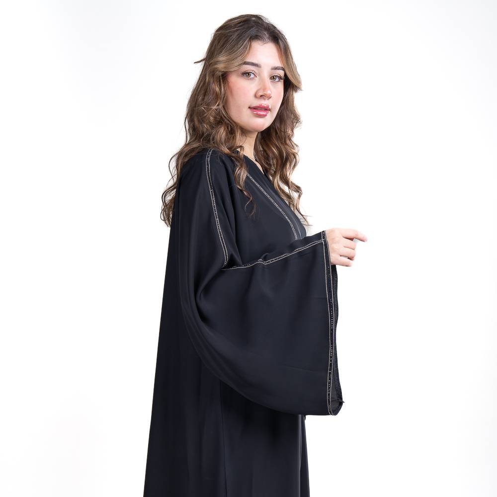 عباية نص كلوش بقماش نواعم الفاخر