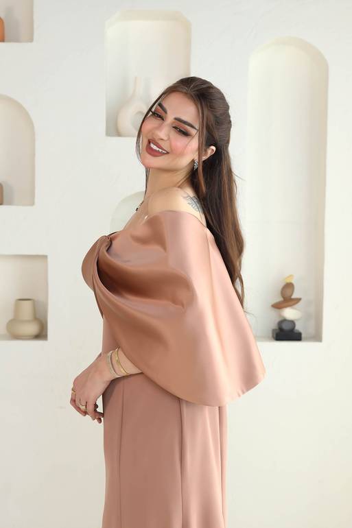 فستان سهرة كريب بلون الموكا موس اوف شولدر