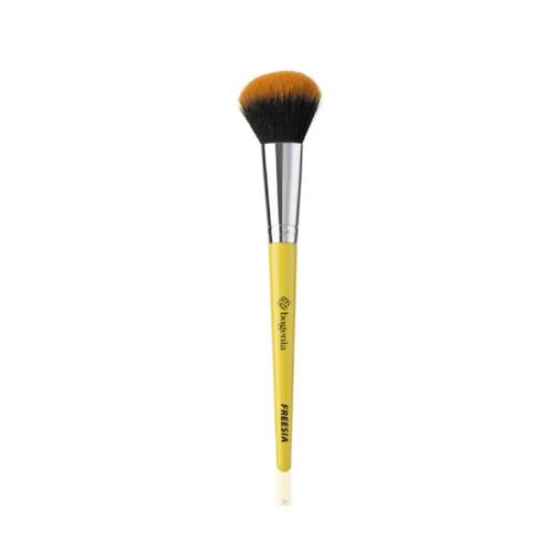 Bugenia Professional Blush Brush BG2152