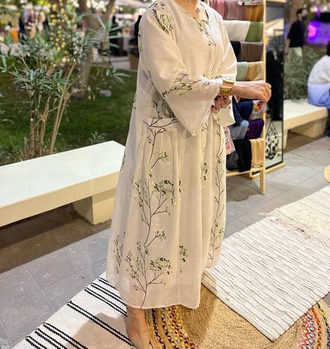 M09 اصفر و رمادي 
