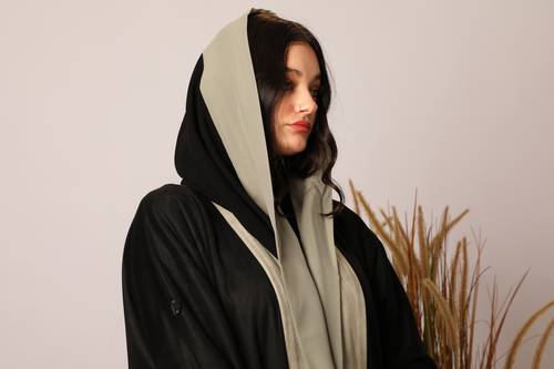 W02