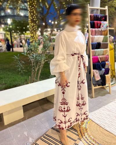 M08 عنابي 