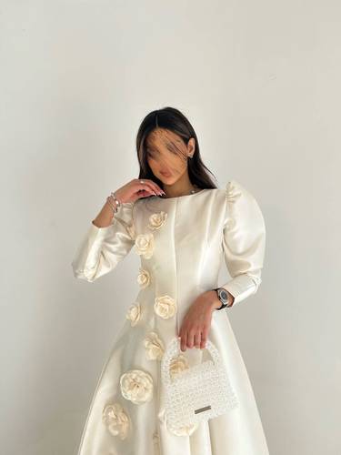 Pearly flower