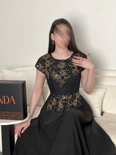 فستان لونا اسود - XXXL